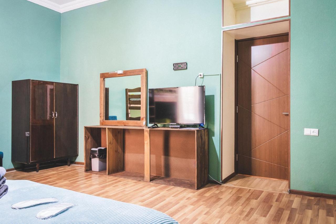 Guest House Big Family Tbilisi Exteriör bild